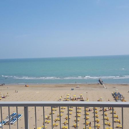 Residence Centro Commerciale - Walterigato Apartments Solo Per Famiglie Lido di Jesolo Dış mekan fotoğraf