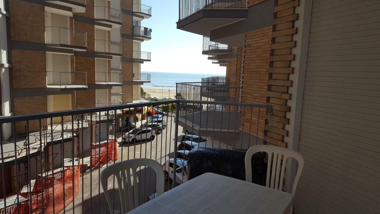 Residence Centro Commerciale - Walterigato Apartments Solo Per Famiglie Lido di Jesolo Dış mekan fotoğraf